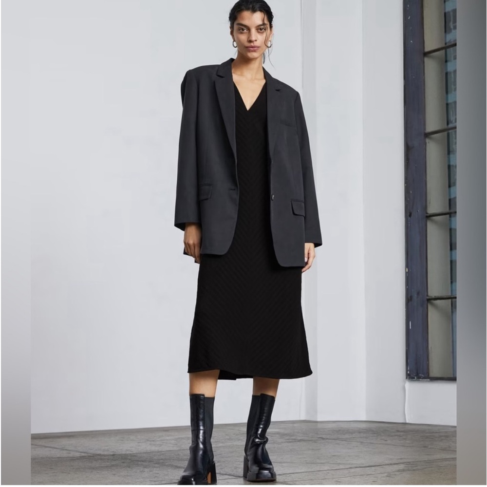 Everlane Midi Dress - Picture 3 of 8